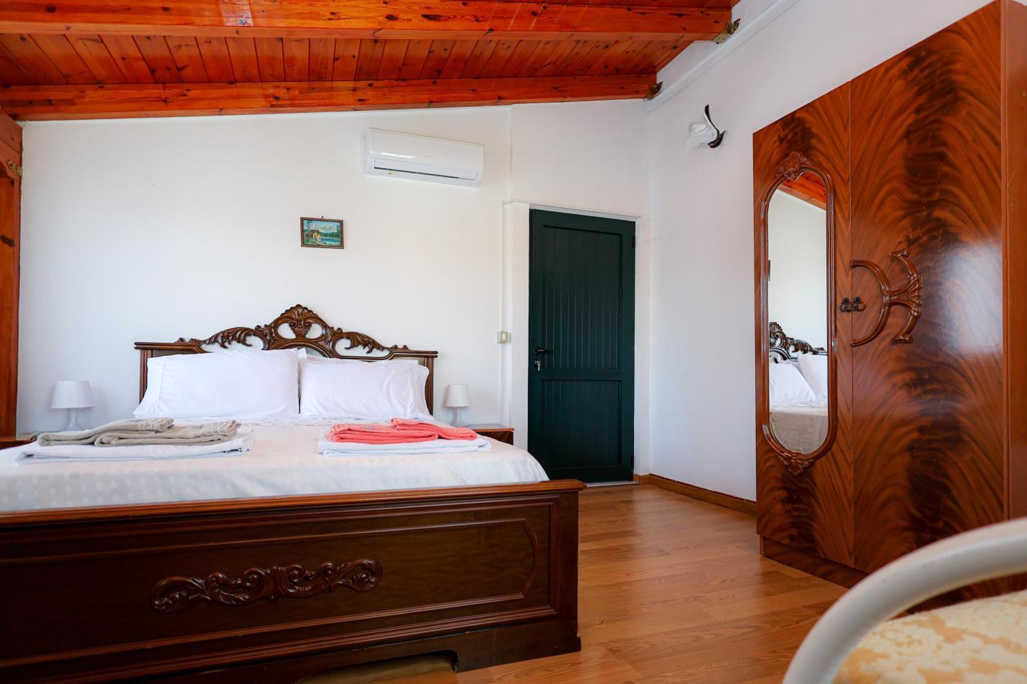 Bed and Breakfast Casa La Pieve Берат Экстерьер фото